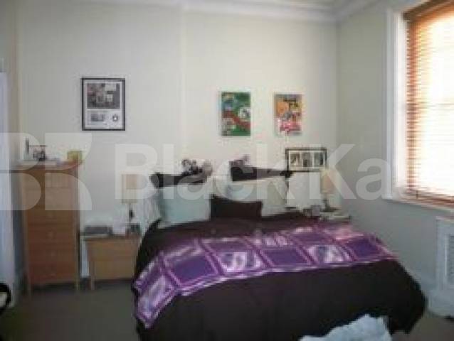 			2 Bedroom, 1 bath, 1 reception Flat			 Bracknell Gardens, HAMPSTEAD
